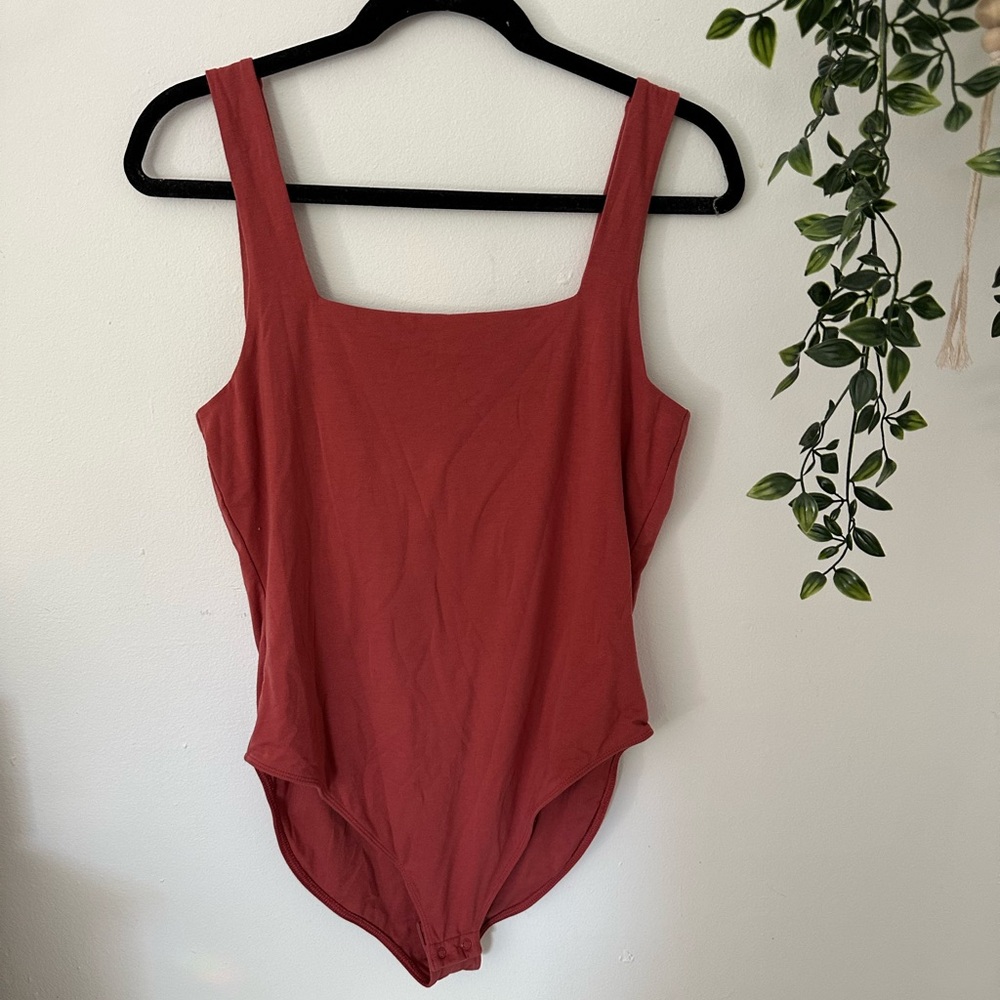 Old Navy Brick Red Top